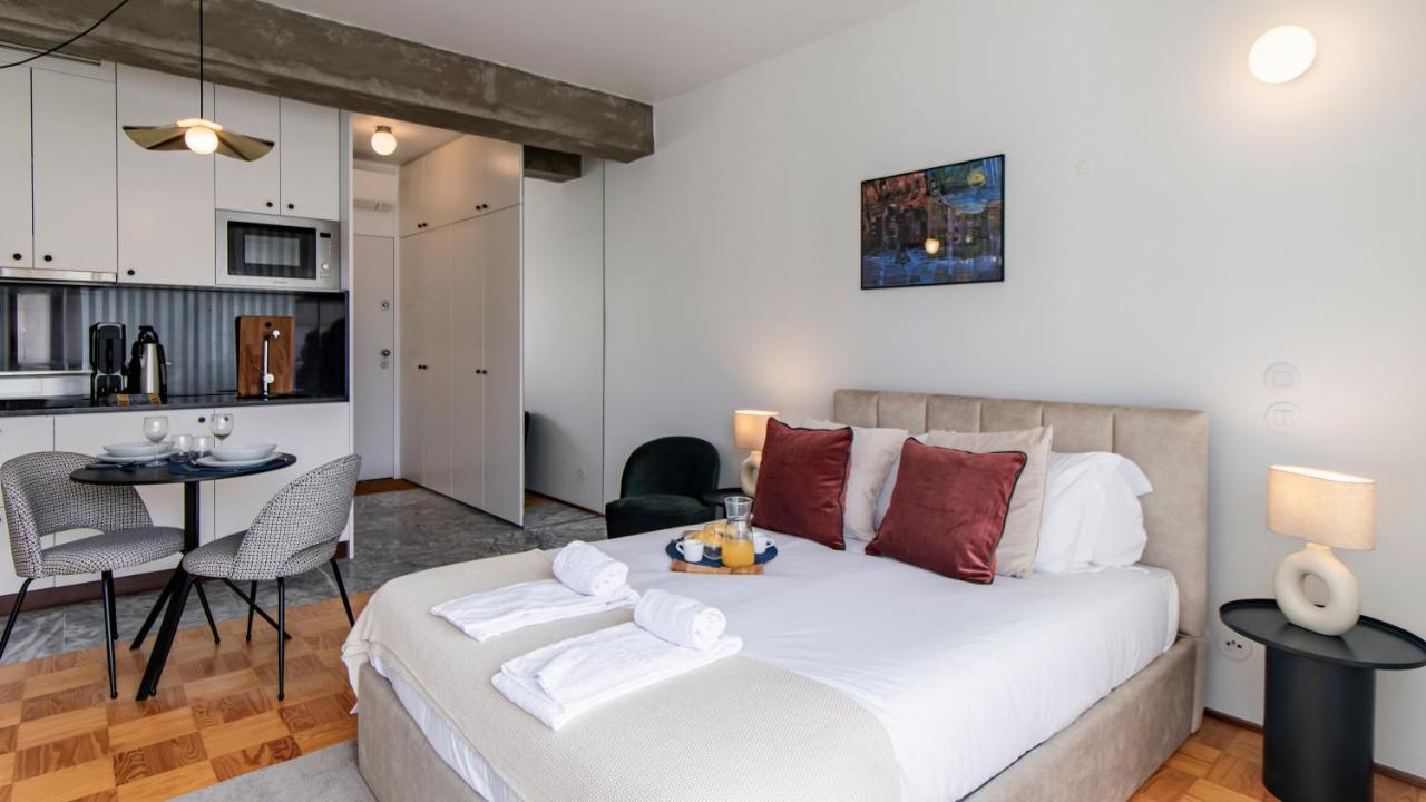 Ceuta Studio Apartments By Lovelystay Porto Exteriér fotografie