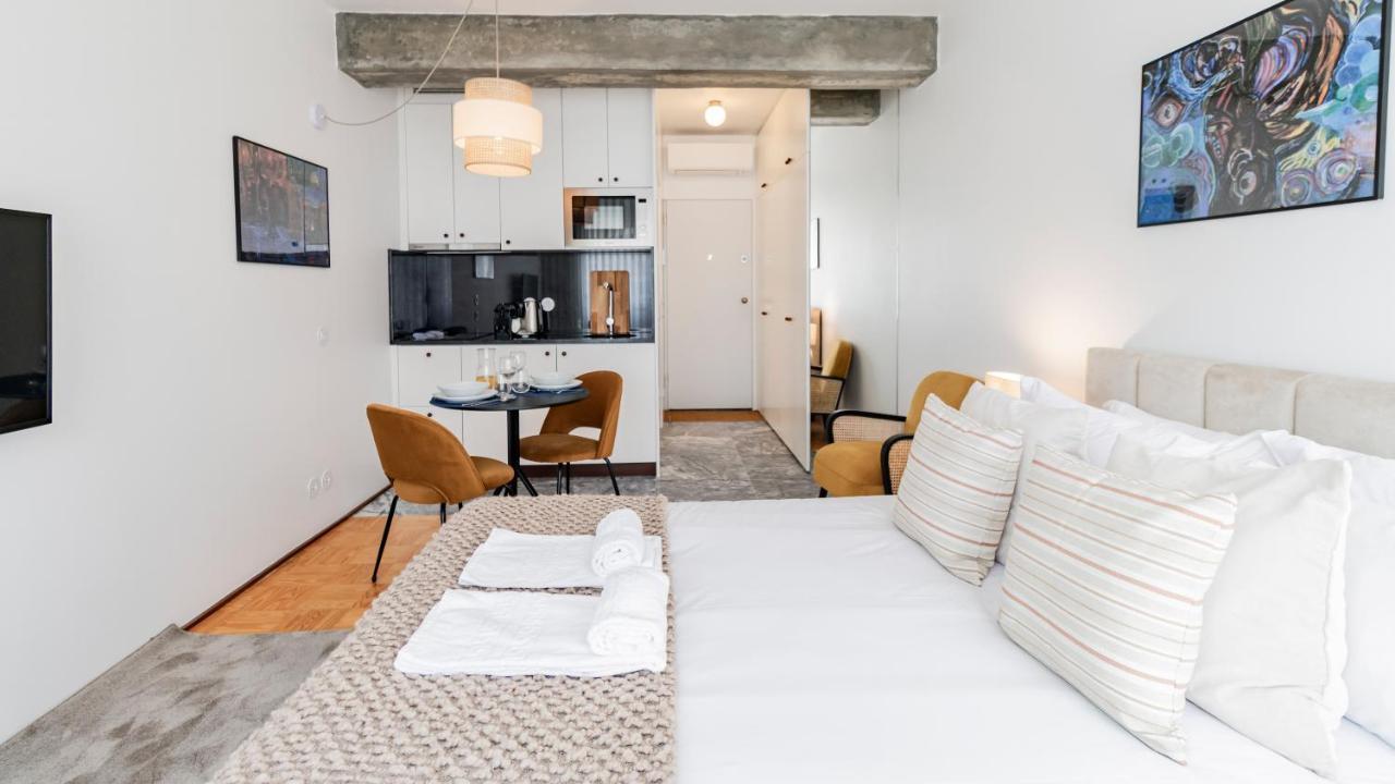 Ceuta Studio Apartments By Lovelystay Porto Exteriér fotografie