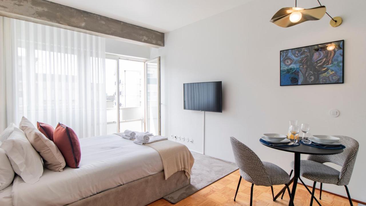 Ceuta Studio Apartments By Lovelystay Porto Exteriér fotografie