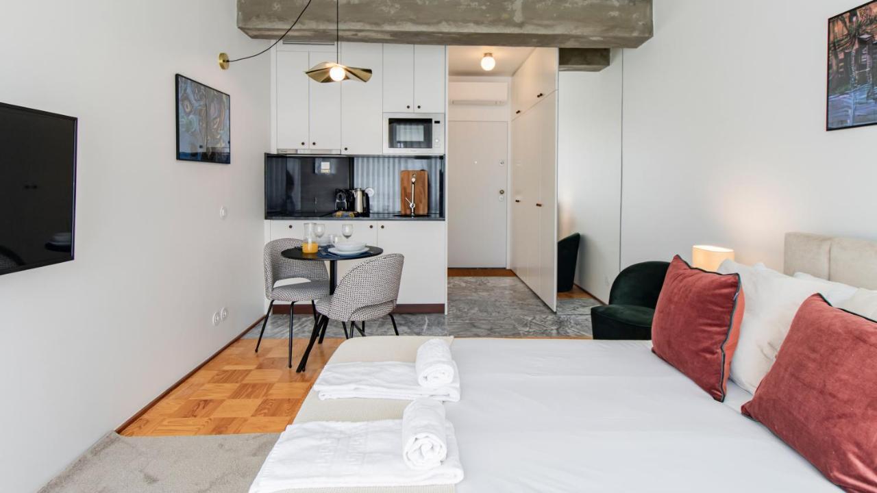Ceuta Studio Apartments By Lovelystay Porto Exteriér fotografie