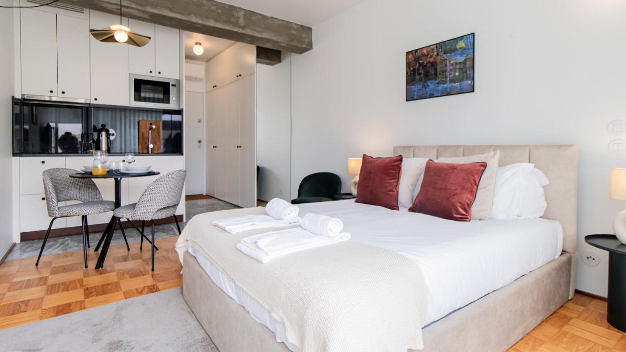 Ceuta Studio Apartments By Lovelystay Porto Exteriér fotografie